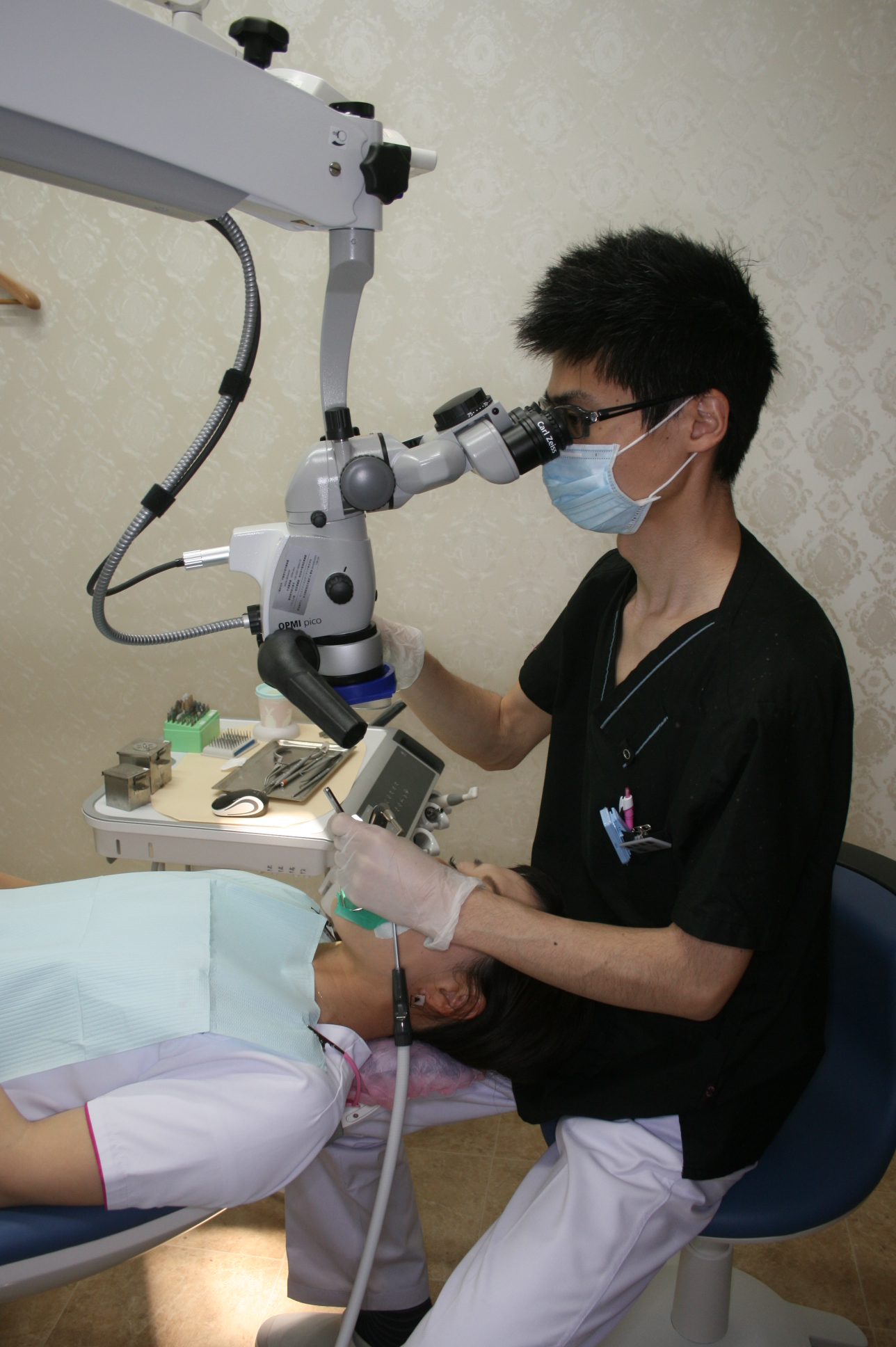 歯科顕微鏡治療写真
